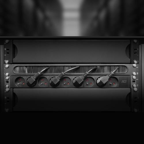 ACT Stekkerdoos PDU 19" CEE7/7 9-voudig type E, 3m H05VV-F 3G1.5 - Image 5