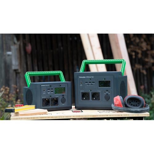APC SE OffGrid Portable Power Station 500 - Li-Ion accu, LCD, 2x stopcontact, 3x USB-A, 2x USB-C, 3x 12V, draadloze lader - Image 2