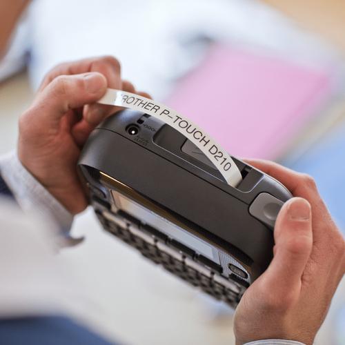 Brother PT-D210VP labelprinter Thermo transfer 180 x 180 DPI 20 mm/sec QWERTY - Image 2