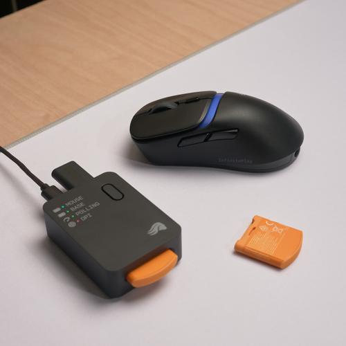 Glorious Gaming - draadloze gamingmuis Model D3 - Uitwisselbaar InfinitePlay-batterijsysteem, 8k polling, 130M click optische schakelaars, licht gewicht van 69 g, 30K DPI optische sensor, RGB - Zwart - Image 6