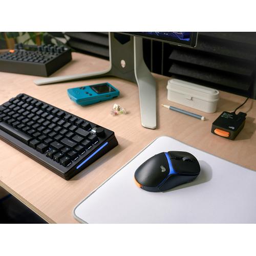 Glorious Gaming - draadloze gamingmuis Model D3 - Uitwisselbaar InfinitePlay-batterijsysteem, 8k polling, 130M click optische schakelaars, licht gewicht van 69 g, 30K DPI optische sensor, RGB - Zwart - Image 7